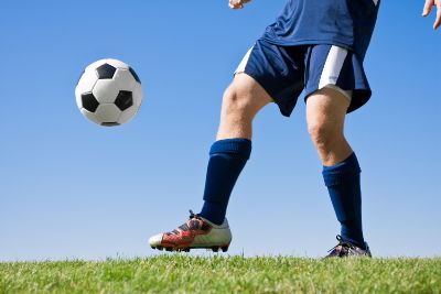 Why Do Soccer Players Wear Shin Guards? Are They Necessary? – Genuine ...